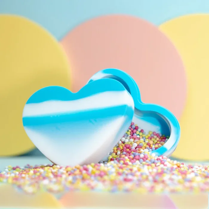 Heart Shaped Silicone Trinket Box – Blue & White